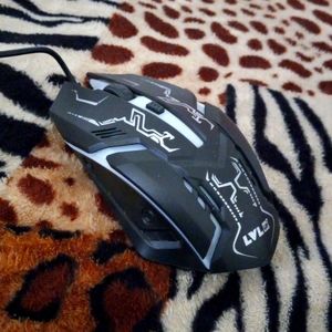 RGB mouse, can light up and is perfectly new and good for gaming